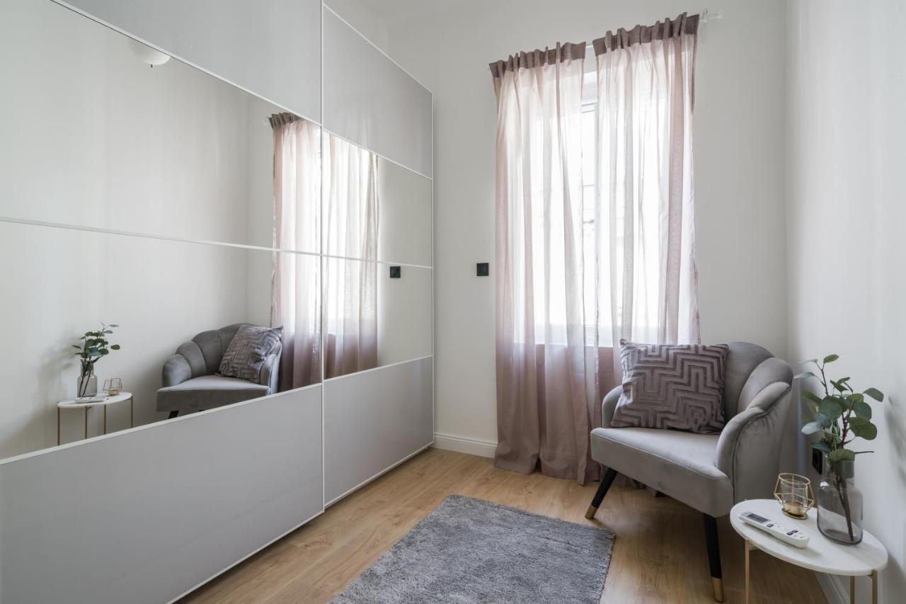 Tilia Luxury Apartment - 3 Bedrooms With Ac Будапешт Экстерьер фото